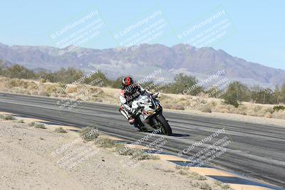 media/Dec-04-2025-Racers Edge (Thu) [[5ebc9f124d]]/3-B Group/3-Session 2 (Turn 7 Inside)/